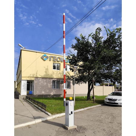 PERCo Шлагбаум GS04.1 со складной стрелой прямоугольного сечения 3 метра PERCo Шлагбаум GS04.1 со складной стрелой прямоугольного сечения 3 метра